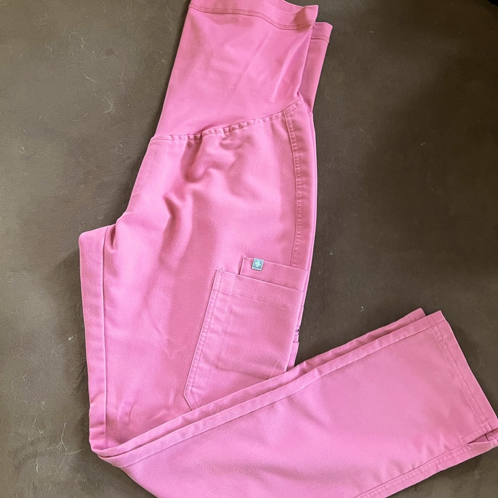 Figs maternity scrub pants